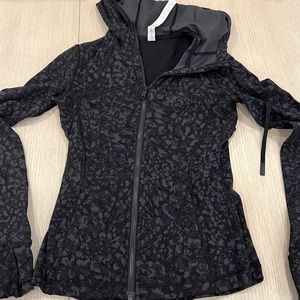 Lululemon define jacket hooded